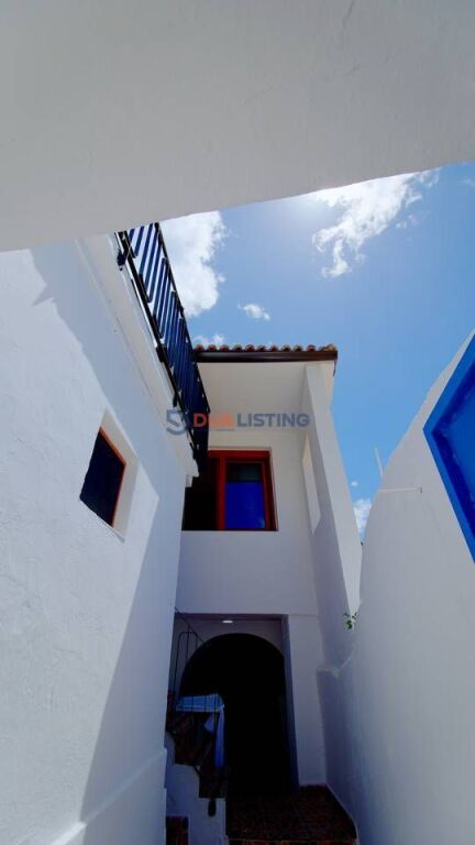 Characteristic 2-storey house for sale, inside Zoe Hora Complex