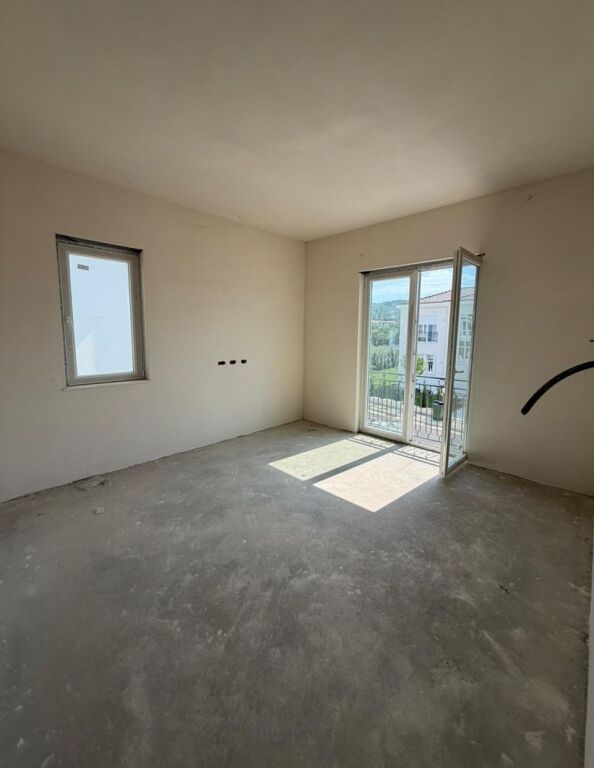 🏡 Villa di Lusso con Piscina in Vendita – Rolling Hills 2