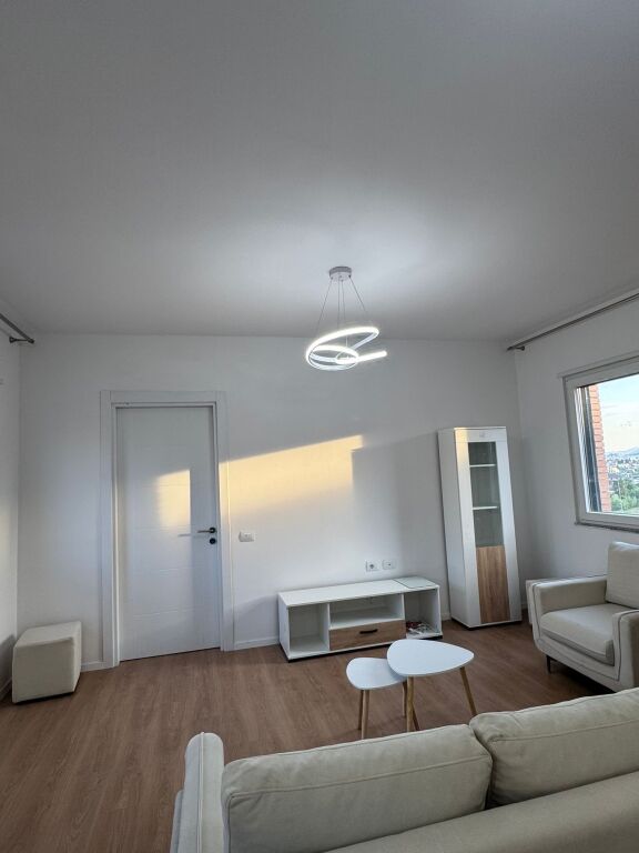 Apartment 2+1+2+P at Ura e Paskuqanit