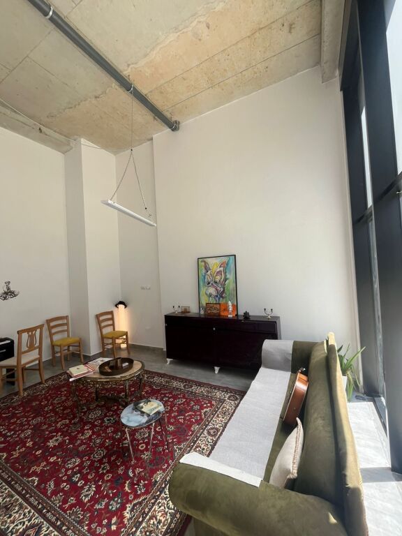 Business unit for rent – Jordan Misja Street