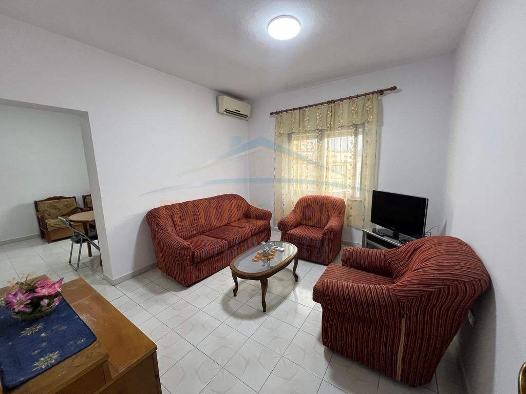 SHITET APARTAMENT 1+1 RRUGA E ELBASANIT