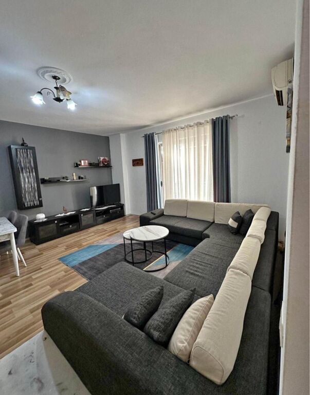 APARTAMENT NE SHITJE 1+1 NE KAMEZ ME HIPOTEKE