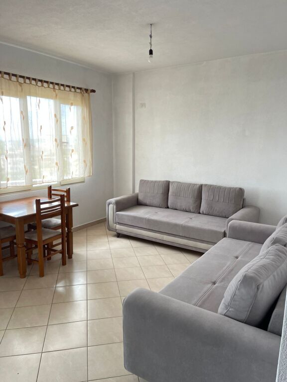 APARTAMENT 2+1. 40000 LEKE.VILAT GJERMANE