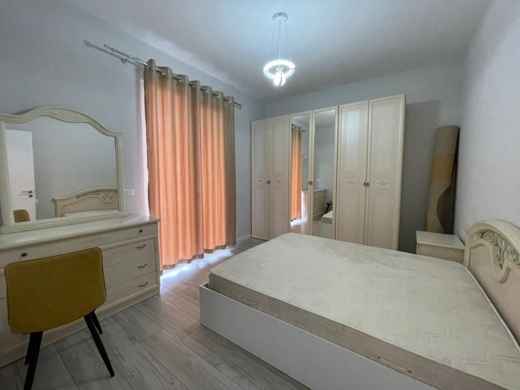 Appartamento 1+1 in affitto presso Komun e Parisit.