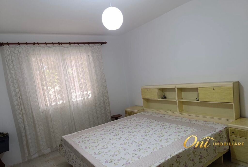 JEPET APARTAMENT ME QERA 2+1 MISTO MAME