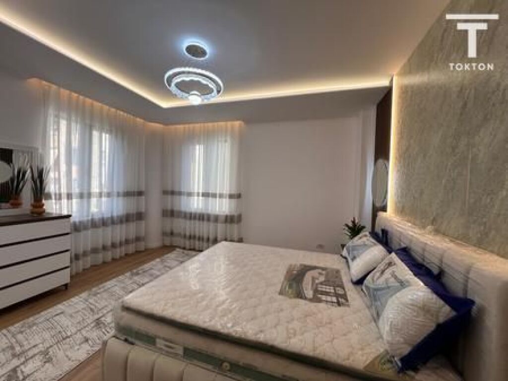 SHITET, APARTAMENT 2+1+2, PALLATI ME SHIGJETA, TIRANË