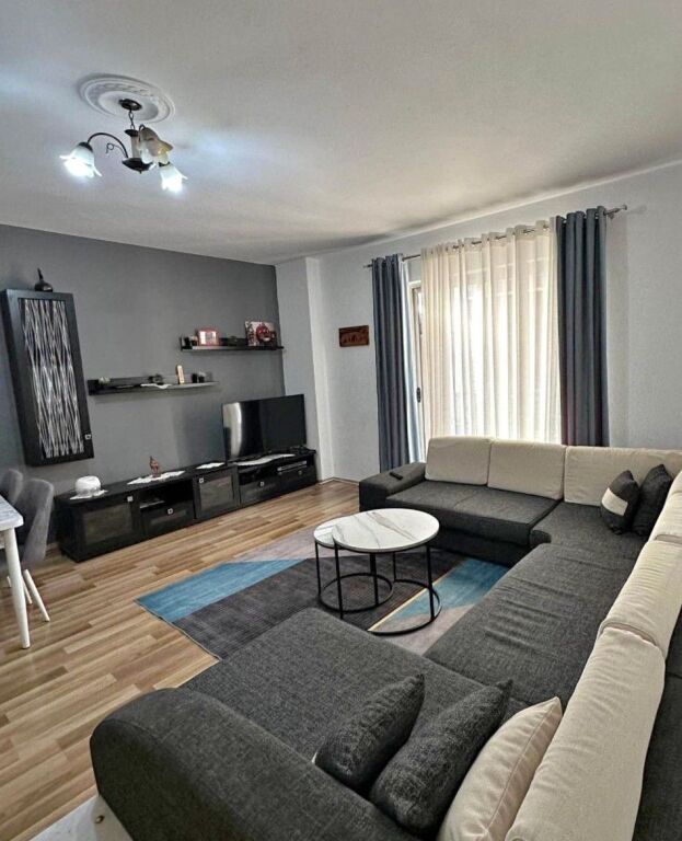 🏡 Shitet Apartament 1+1 + Ballkon në Kamëz