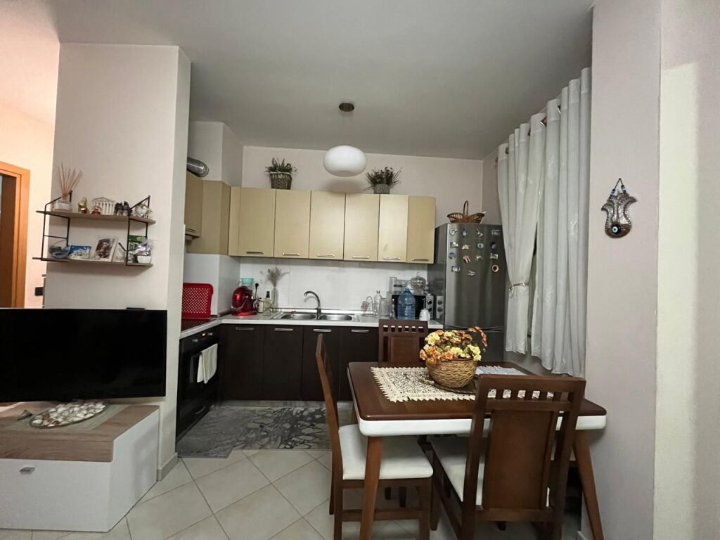 Appartamento 1+1 in affitto Astir
