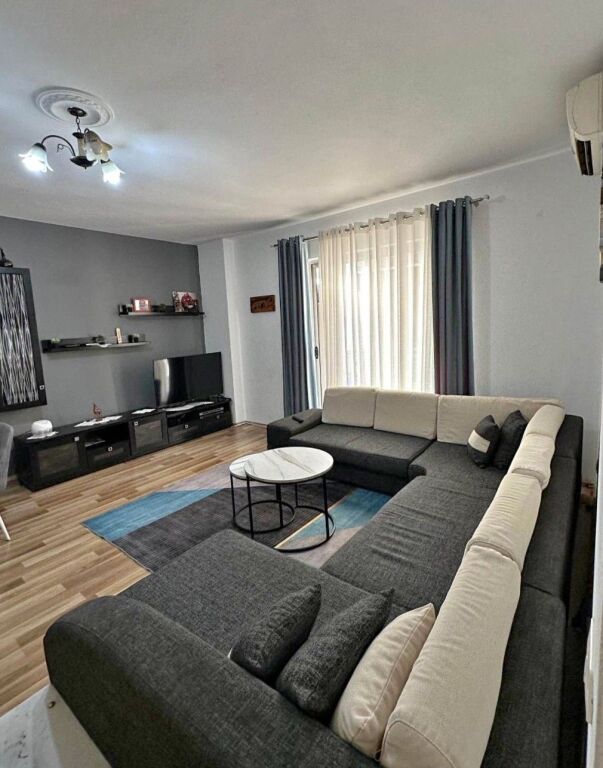 🏡 Shitet Apartament 1+1 + Ballkon në Kamëz