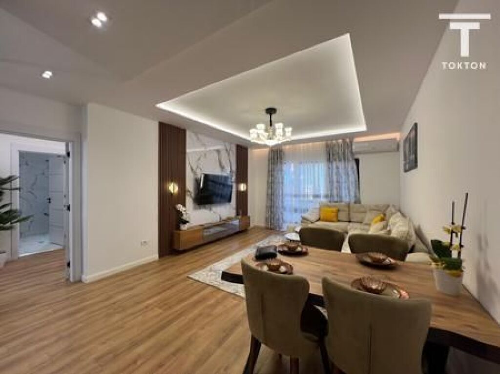 SHITET, APARTAMENT 2+1+2, PALLATI ME SHIGJETA, TIRANË