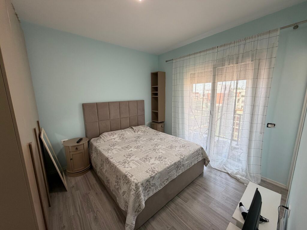 Apartament me qera 2+1+2 Vila Gold