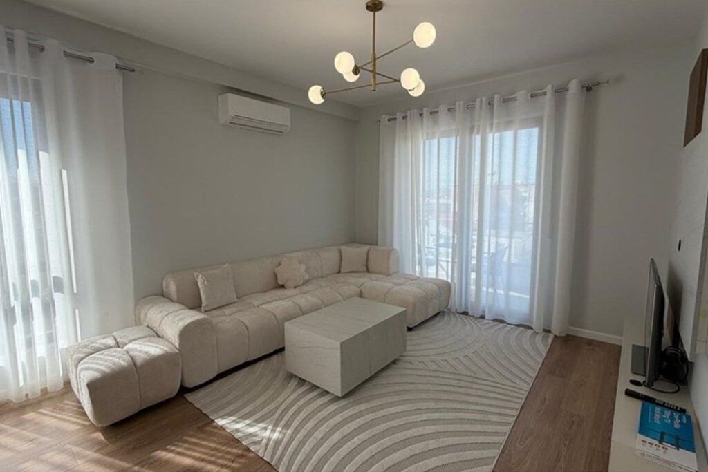 Apartament 2+1+2 me Qira ne Porcelan