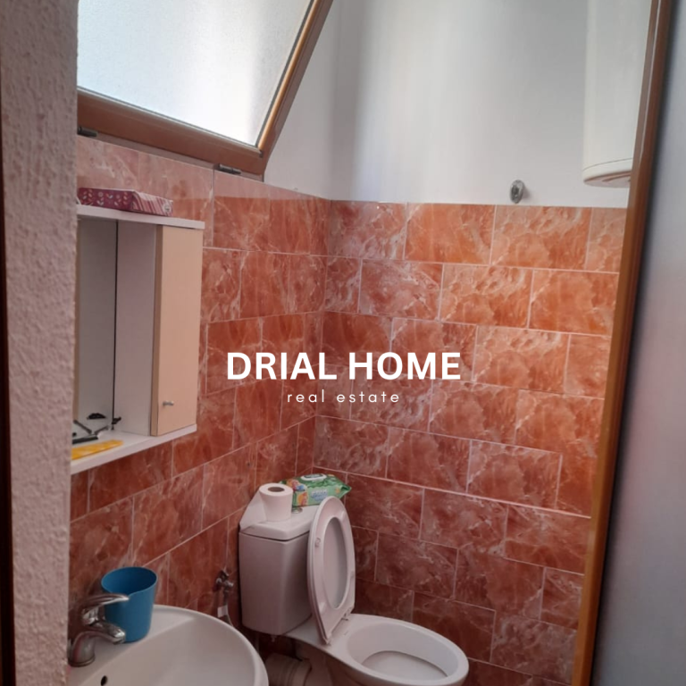 Apartament me qera 1+1
