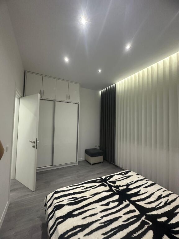 Qera | Apartament 1 + 1 | Ambasada Amerikane | 700 €/muaj