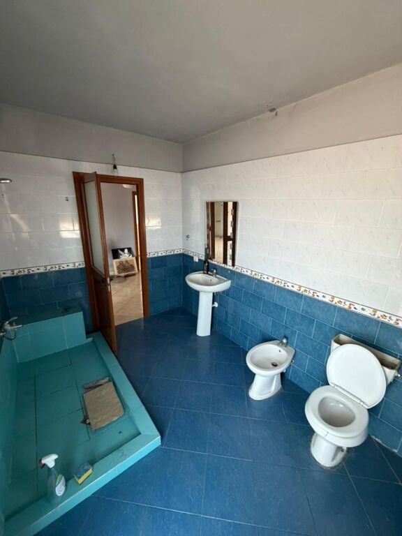 Appartamento 3+1 in affitto – Astir (vuoto) !