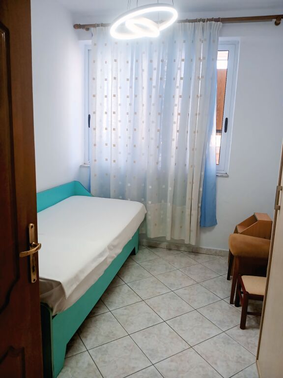 For rent 3+1+2 at Siri Kodra ,🏷️70,000 Leke
