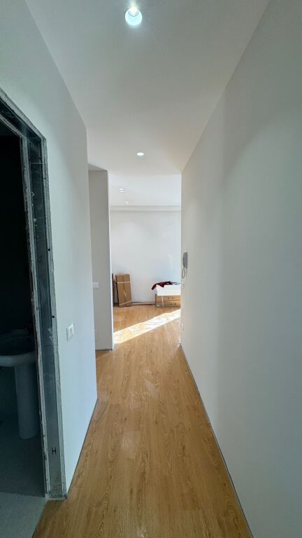 Affittasi 2+1+2+veranda Don Bosko dopo Vizion Plus 800€