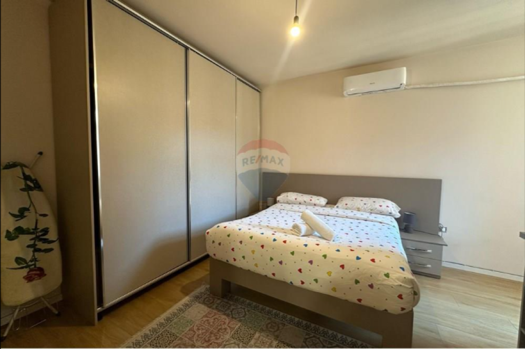 Apartament per shitje 2+1+2 tek Bulevardi Zogu I Pare