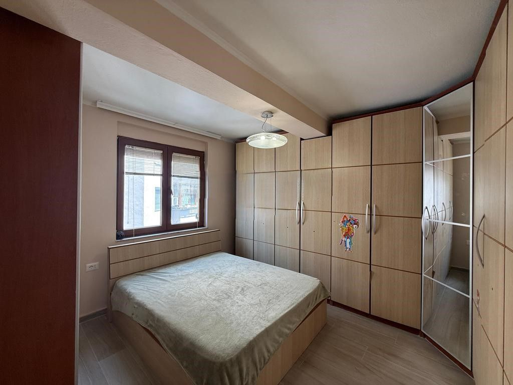 APARTAMENT 1+1 NE SHITJE "BULEVARDI ZOGU PARE", TIRANE!