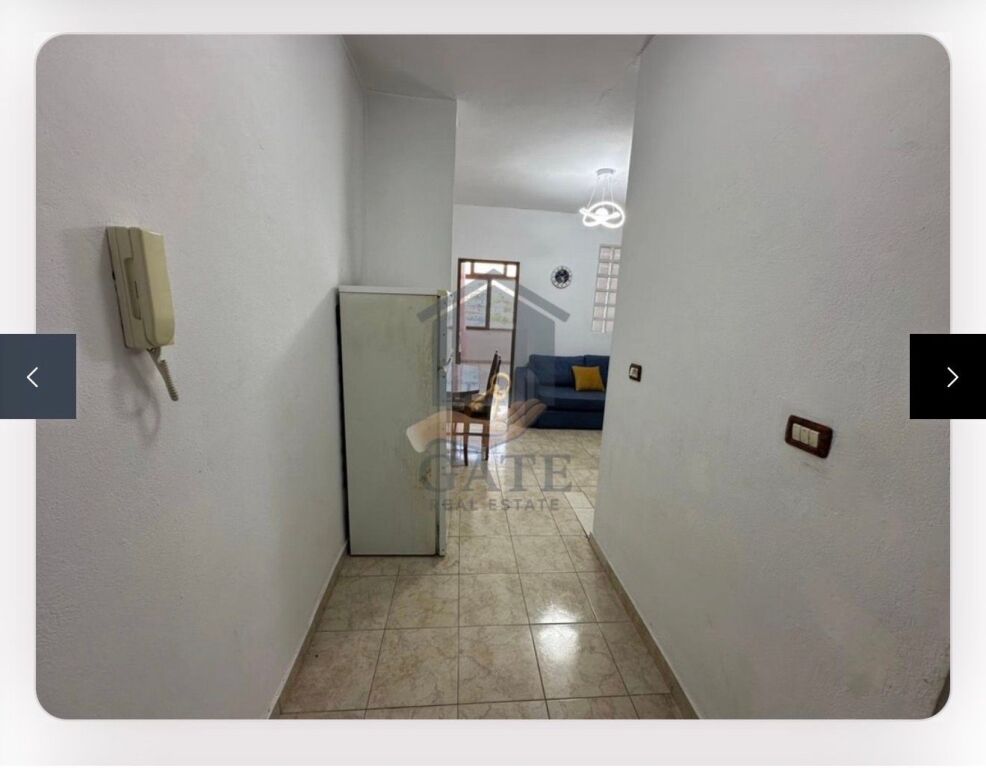 Shitet Apartament 1+1 ne Plazh