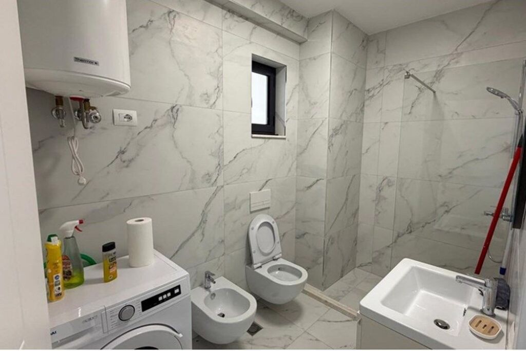 Apartament 2+1+2 me Qira ne Porcelan