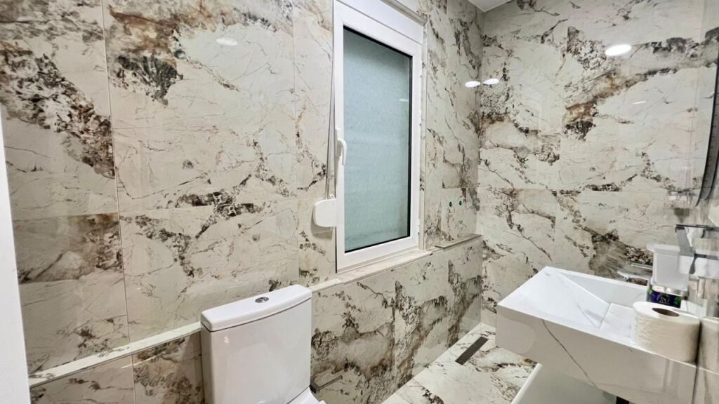 Premium Office for Rent⚜️: 3 Office Spaces + 1 Veranda📍Rruga e Kavajës (Near Esp Oil, Roadside) - Area 200m² - 3000€/Month || Super Total Privacy