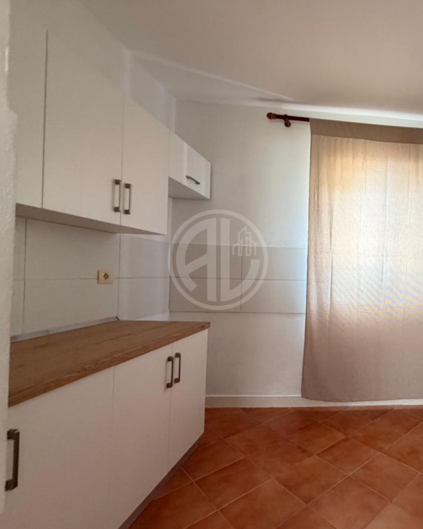 🏡 Jepet me Qera Shtëpi Private 2+1 me Oborr-Prane Kryqi i Kuq Durres
