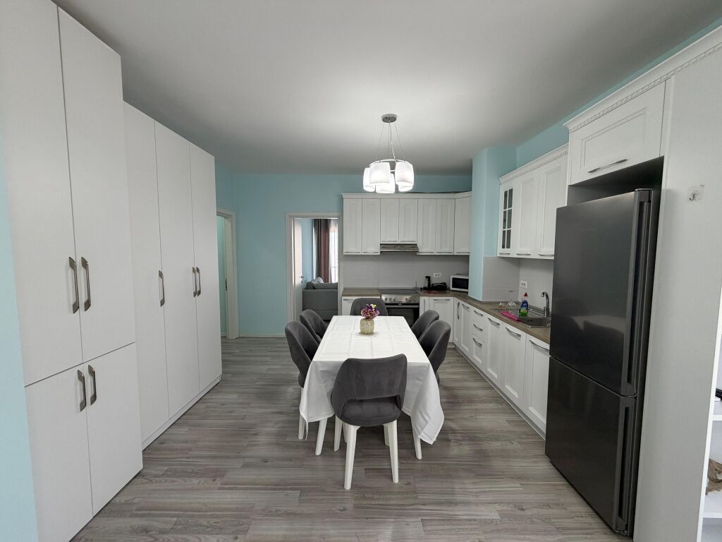 Apartament me qera 2+1+2 Vila Gold