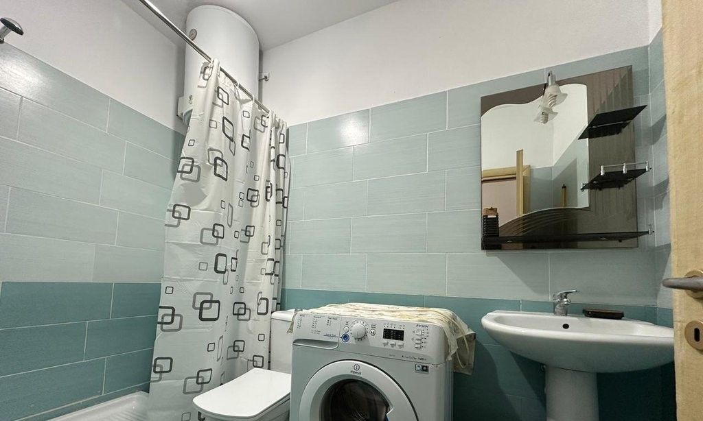 Apartament 1+1 per shitje prane Kompleksit Grand, Tregu Elektrik!