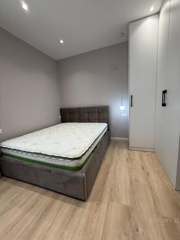 Apartament 1+1me qera ne Yzberisht 500 € /Muaj