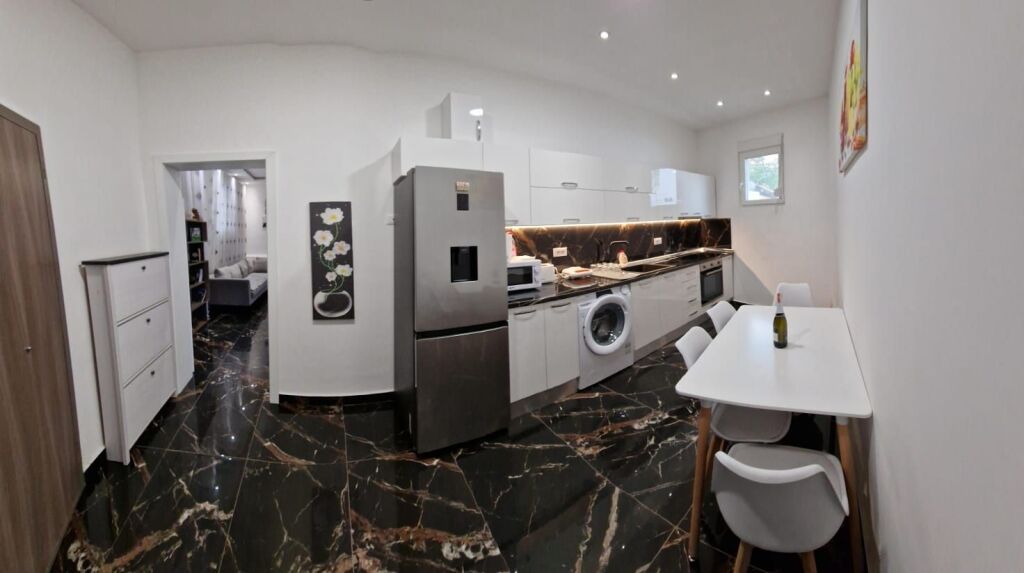Vendita | Vilë 1 + 1 | QSUT | 400000 €