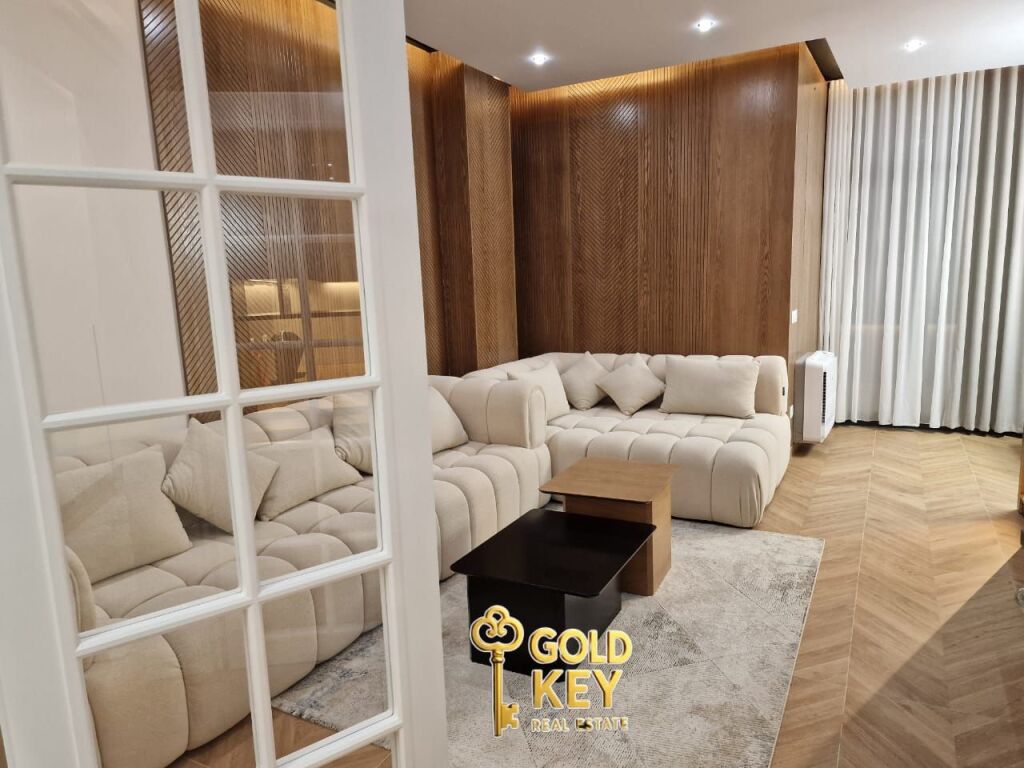 SHITET APATRAMENT LUXURY 27 KATSHI VOLLGA