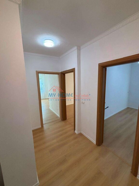 Apartament 2+1 ne Shitje ne Fresk Tirane