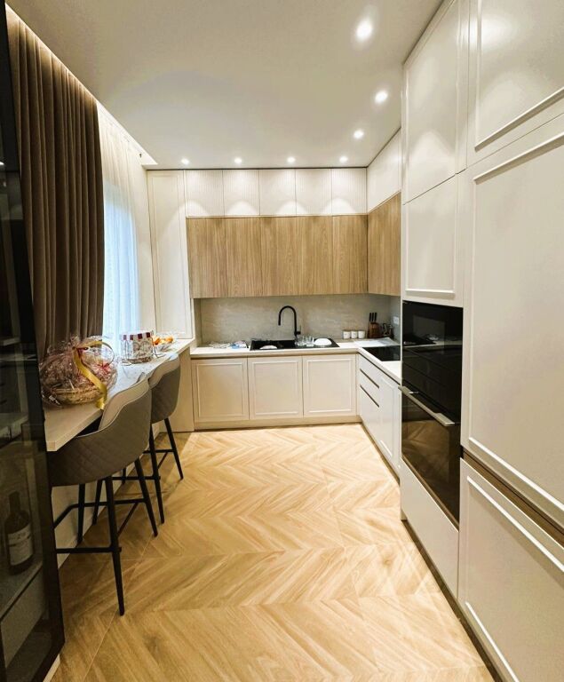 🏡 Villa Residenziale in Affitto a Vile Roses, Farkë🔥