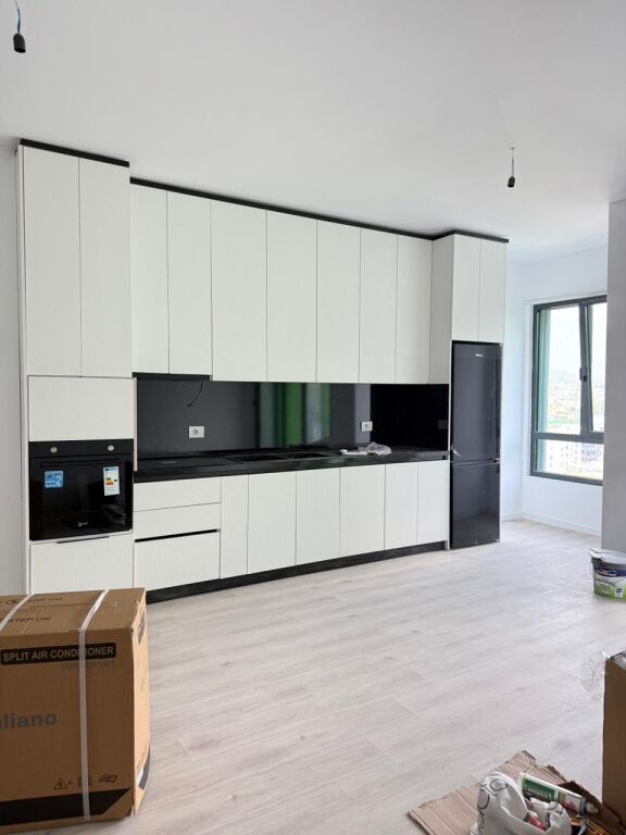 🏡 Apartament 1+1 me Post Parkimi për Qera 📍 Rruga 5 Maji