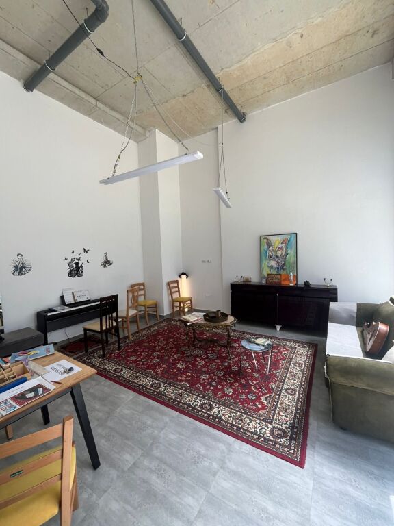 Business unit for rent – Jordan Misja Street