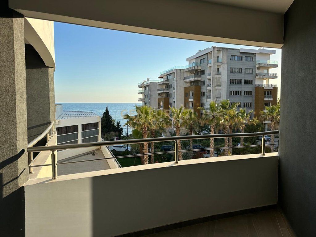 SHITET APARTAMENT 2+1+2 ME PAMJE DETI TEK "WHITE HILL RESIDENCE" NE CURRILA !