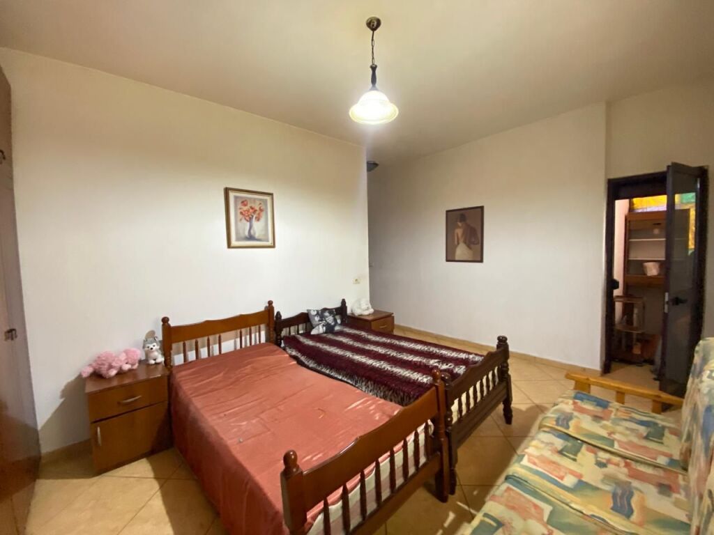 Apartament 2+1 Me Qira tek Mbikalimi i Komuna e Parisit