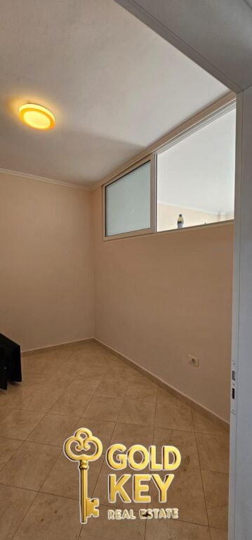 🏡 SHITET APARTAMENT 2+1 ME PAMJE DETI GOLEM DURRES