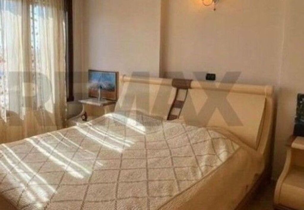 Appartamento 2+1+2 in vendita in Via Elbasan  ID:530551001-471