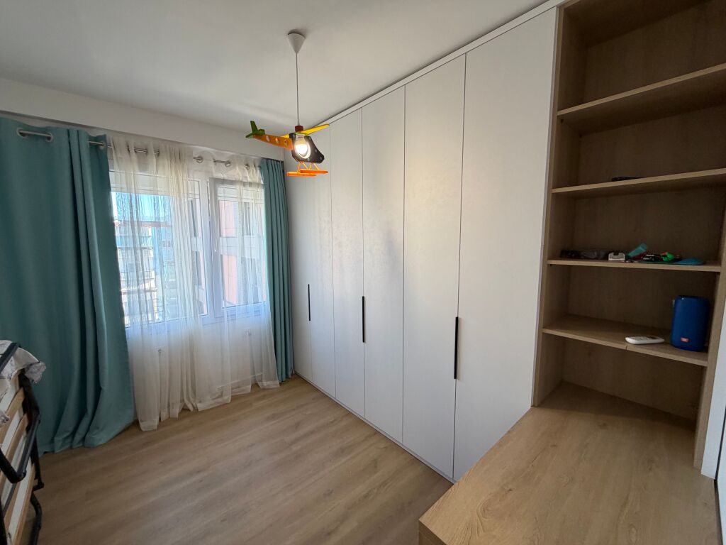 Shitet Apartament 2+1 Ish Fusha Aviacionit