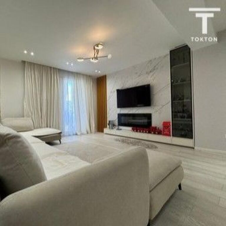SHITET, APARTAMENT 2+1+2, ISH STADIUMI DINAMO, TIRANË