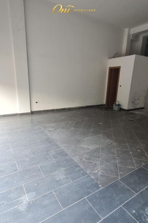 LOCALE IN AFFITTO 50M2 ASTIR