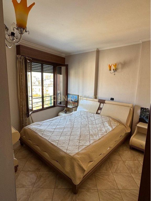 APPARTAMENTO 2+1+2 IN VENDITA VICINO ALL'AMBASCIATA AMERICANA, TIRANA! 226.000 €