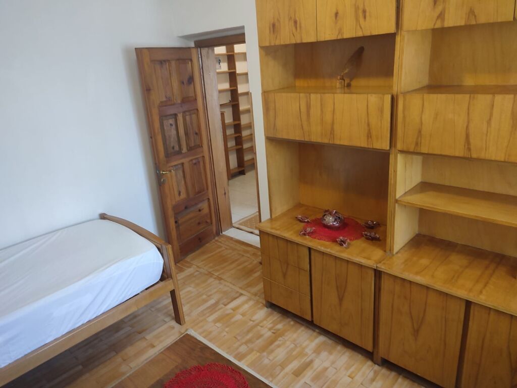 🏠 Appartamento 3+1 in affitto 📍 Via Fortuzi, Tirana💶 60.000 lek/mese