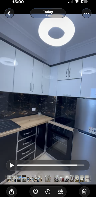 Shitet apartament astir
