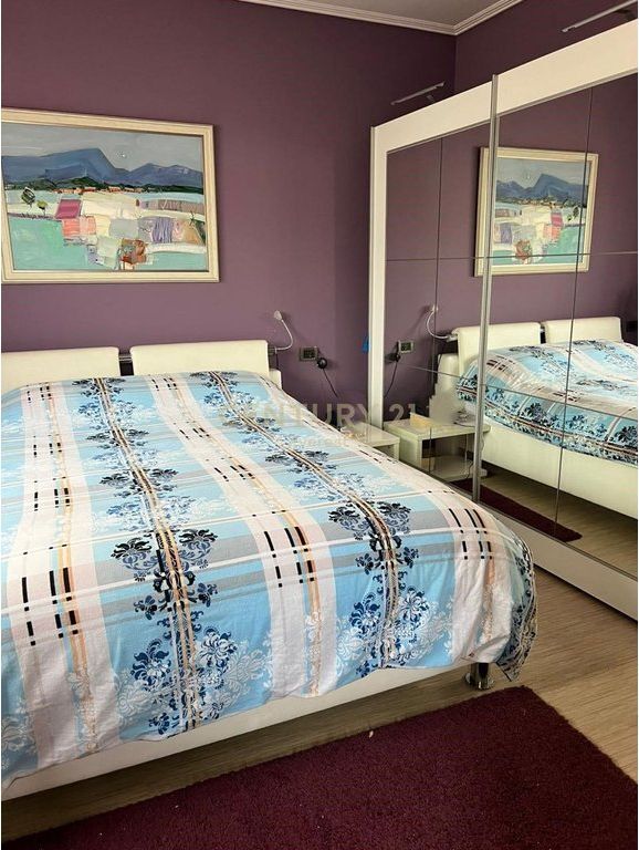 EX ESPOSIZIONE, AFFITTIAMO APPARTAMENTO 2+1+2 1.000 € /Mese