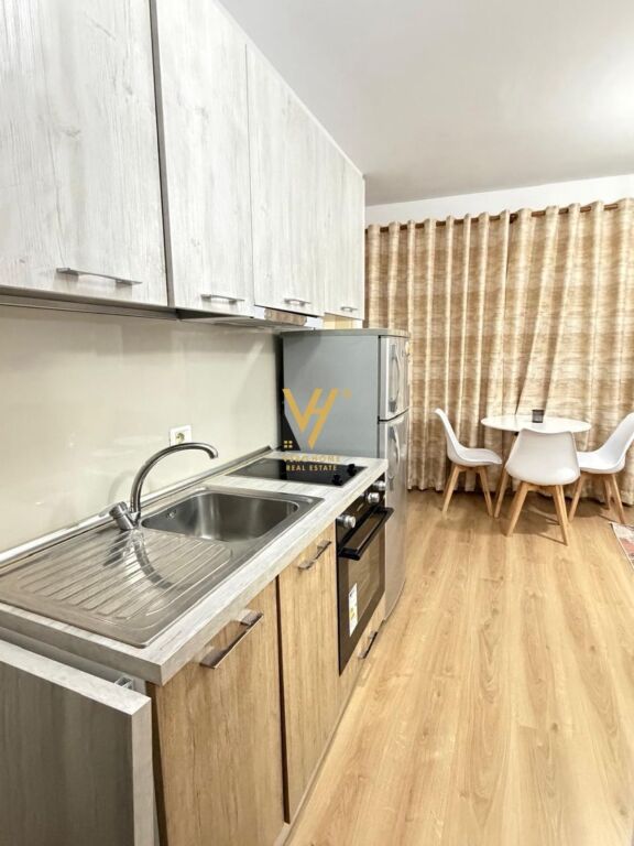 JEPET GARSONIERE 35 M2 ME QIRA TE RRUGA E DIBRES 40.000 LEKE