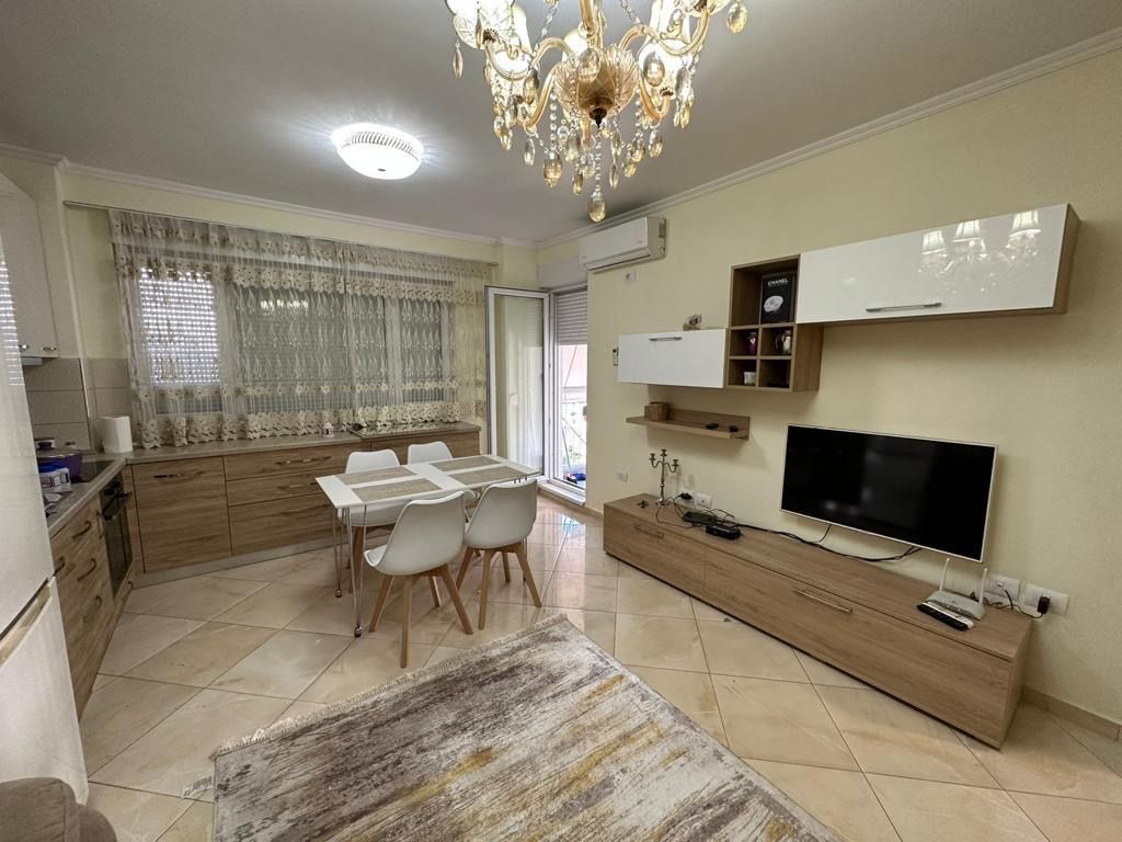 Appartamento 1+1 in affitto al complesso contatto