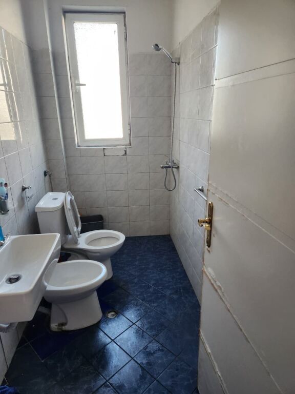 1+1, convertibile in 2+1, via Bardhyl, 150 milioni di lek